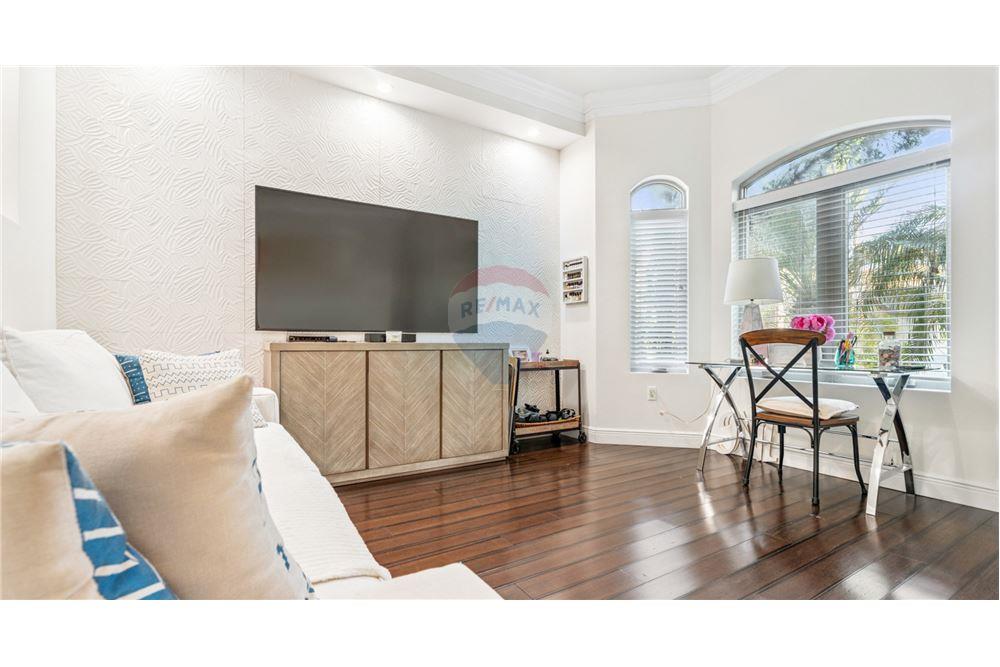 Villa - Venta - W Bay Bch South, Seven Mile, Islas Caimán - 11 - 90146011-180