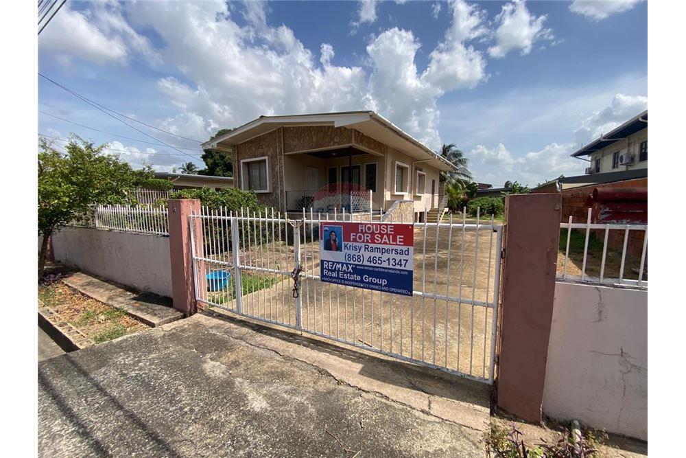 Grondstuk - Te Koop - Barataria, Saint George, Trinidad and Tobago - 1 - 90155111-7