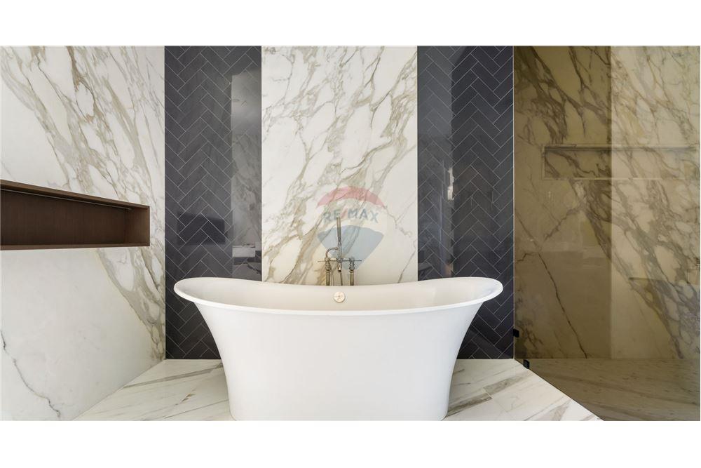 Villa - For Sale - W Bay Bch North, West Bay, Cayman Islands - 16 - 90146034-194