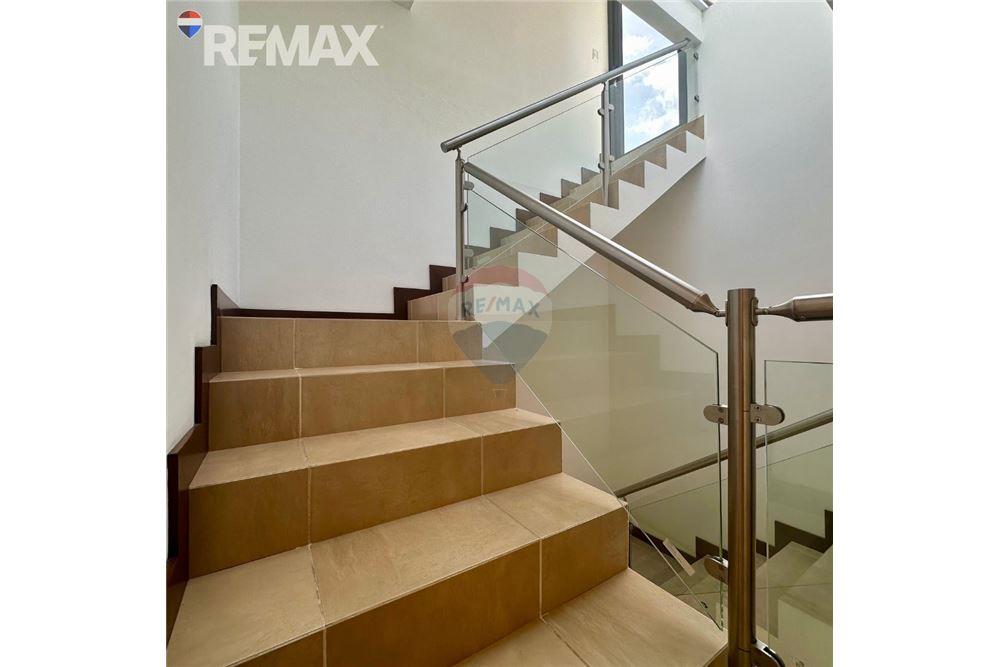 Villa - Te Koop - Santa Catarina Pinula, Guatemala, Guatemala - 8 - 902611001-79