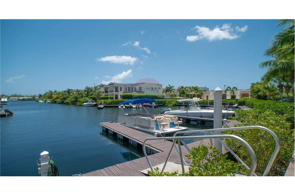 Villa - For Sale - W Bay Bch North, West Bay, Cayman Islands - 18 - 90146051-48