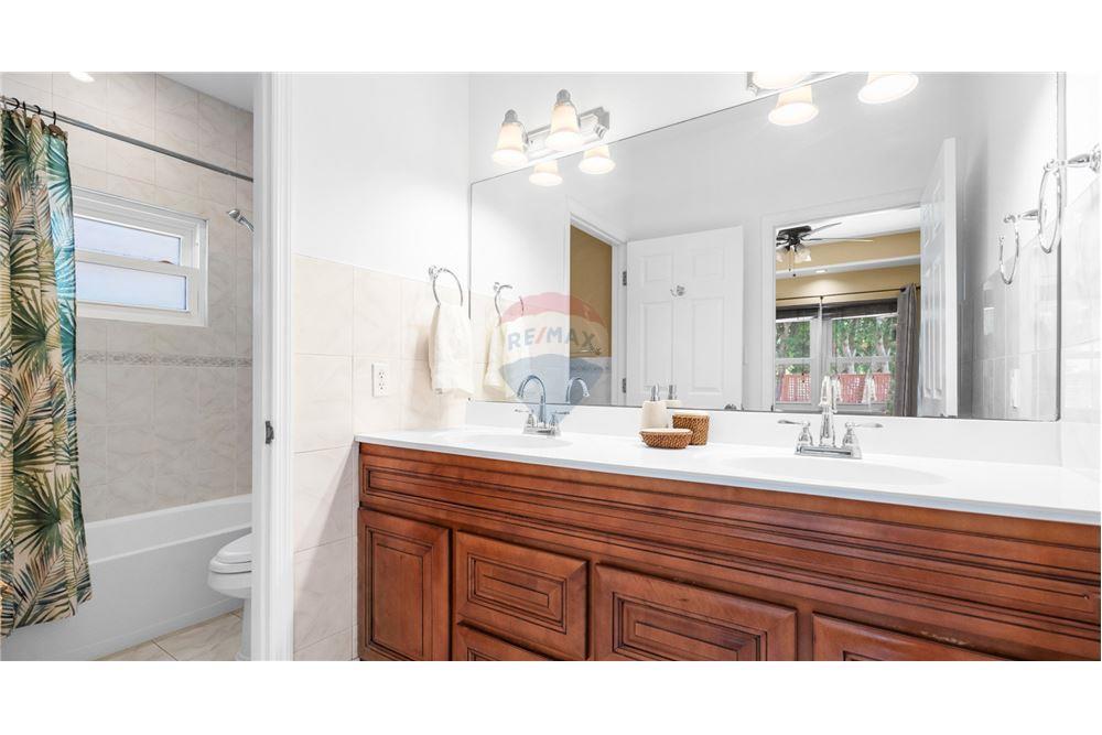 Villa - For Sale - Lower Valley, Savannah, Cayman Islands - 11 - 90146058-24