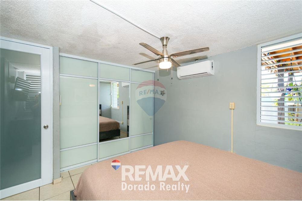 Villa - For Sale - URB Levittown Lakes, Toa Baja, Puerto Rico - 12 - 90107014-8