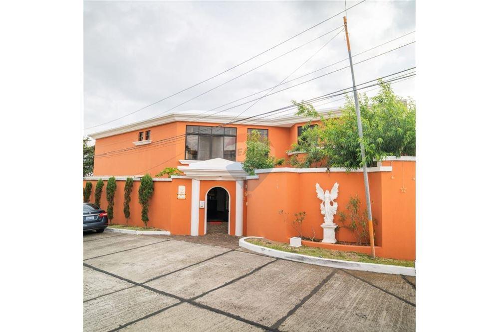 Villa - For Sale - San José Pinula, Guatemala, Guatemala - 1 - 902611014-6