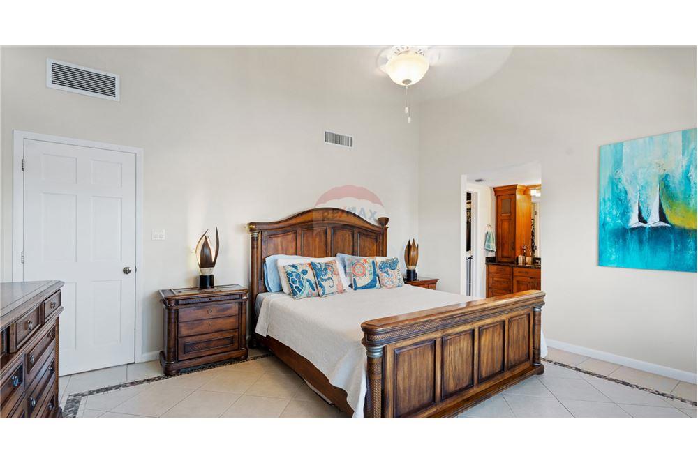 Condo/Apartment - For Sale - W Bay Bch North, West Bay, Cayman Islands - 8 - 90146042-49