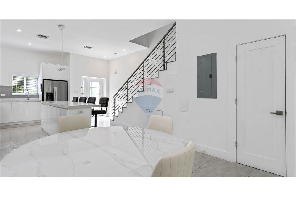 Appartement - Te Koop - South Sound, South Sound, Cayman Islands - 9 - 90146018-308