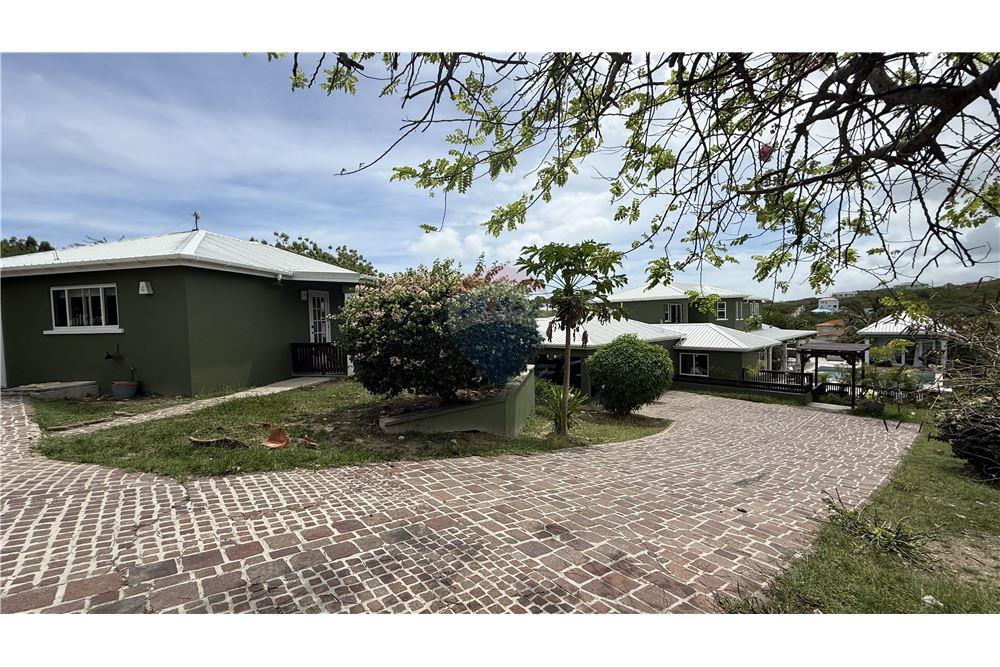 Villa - Te Koop - Paradise View, Parish of Saint John, Antigua and Barbuda - 32 - 902121001-44