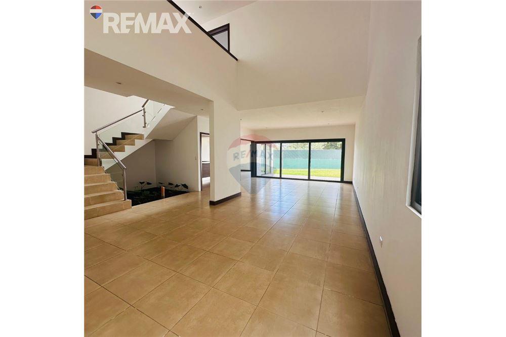 Villa - Te Koop - Santa Catarina Pinula, Guatemala, Guatemala - 3 - 902611001-79