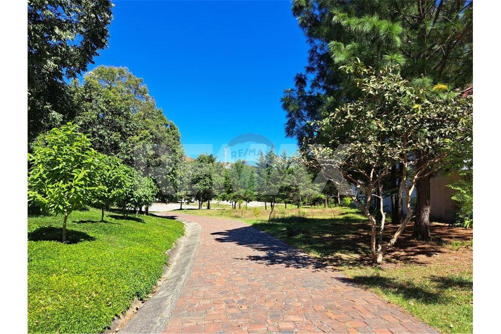 Villa - For Sale - Zona 18, Guatemala, Guatemala - 11 - 902691018-38