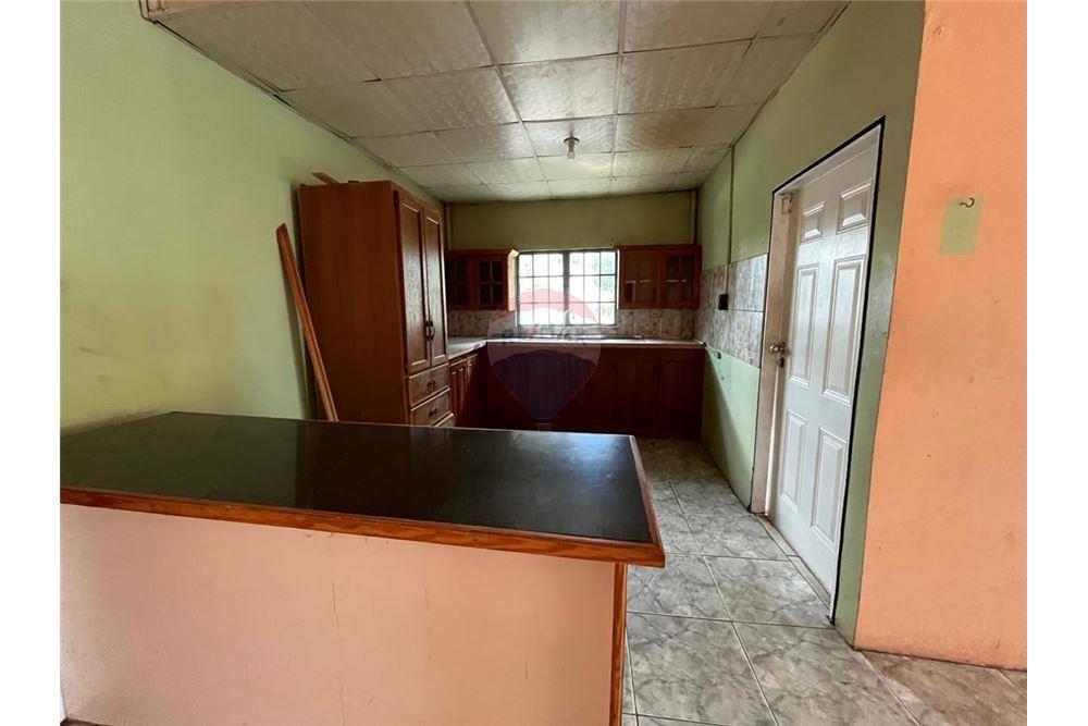 Villa - Te Koop - Las Lomas, Caroni, Trinidad and Tobago - 2 - 90155111-6