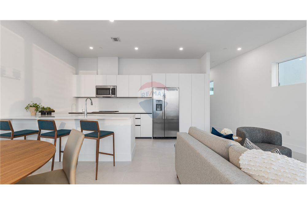 Condo/Apartment - For Sale - W Bay Bch West, West Bay, Cayman Islands - 4 - 90146058-20