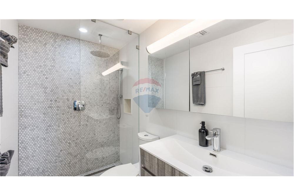 Appartement - Te Koop - W Bay Bch South, Seven Mile, Cayman Islands - 29 - 90146034-181