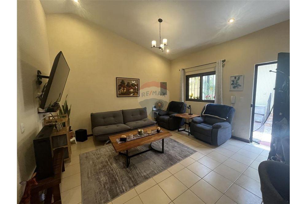 Villa - For Sale - Alotenango, Sacatepéquez, Guatemala - 1 - 90129008-148