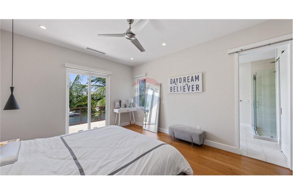 Villa - For Sale - W Bay Bch North, West Bay, Cayman Islands - 13 - 90146051-48