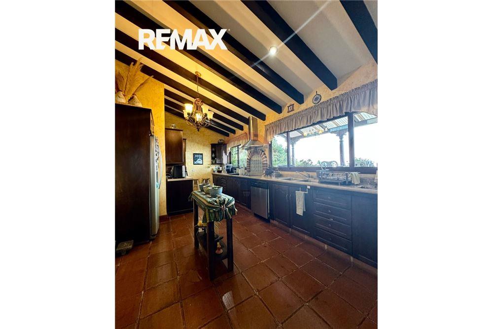 Villa - Venta - Mixco, Guatemala, Guatemala - 3 - 902691016-5