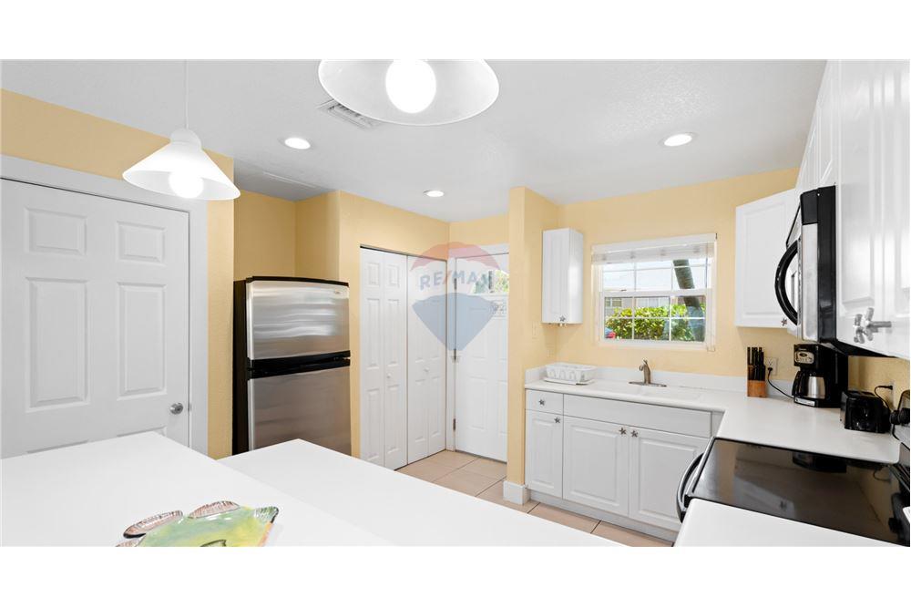 Condo/Apartment - For Sale - East End, East End, Cayman Islands - 4 - 90146018-311