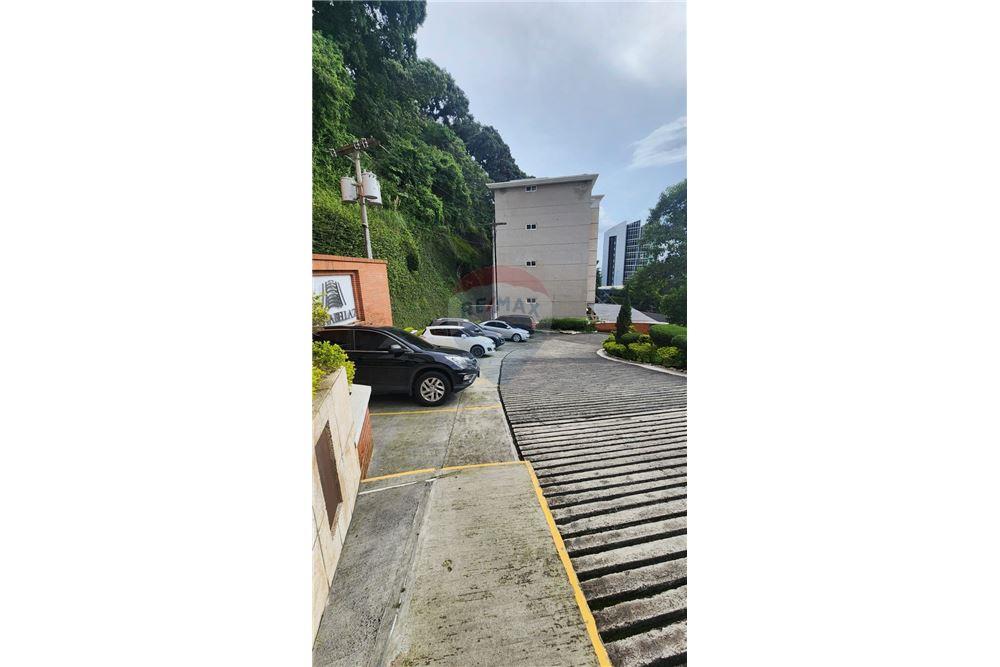 Condo/Apartment - For Sale - Guatemala City, Guatemala, Guatemala - 3 - 902651004-5