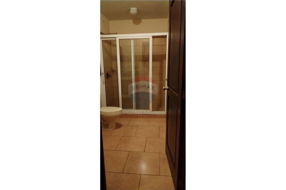 Villa - For Sale - La Esperanza, Quetzaltenango, Guatemala - 11 - 901011001-16