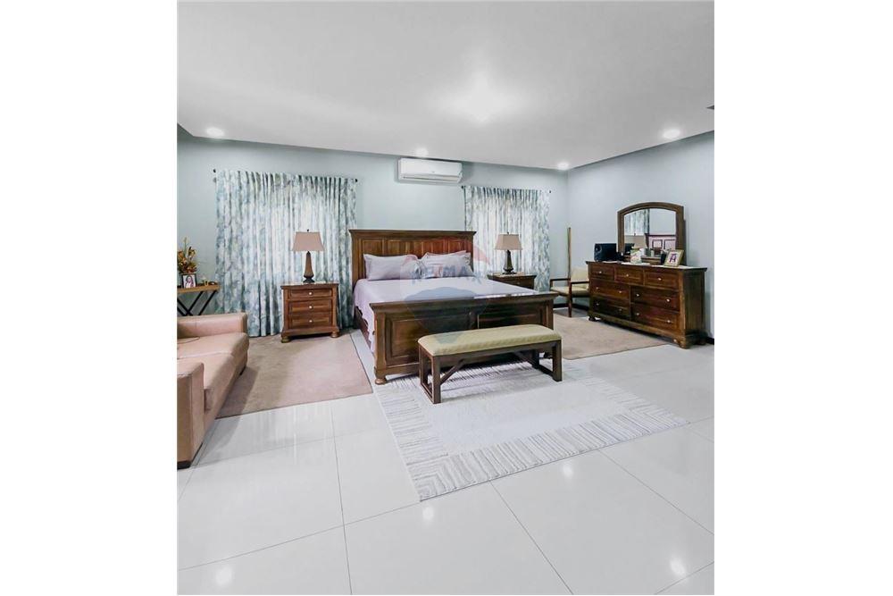 Apartamento/Condominio - Venta - Kingston 8, Kingston, Jamaica - 6 - 901321002-13