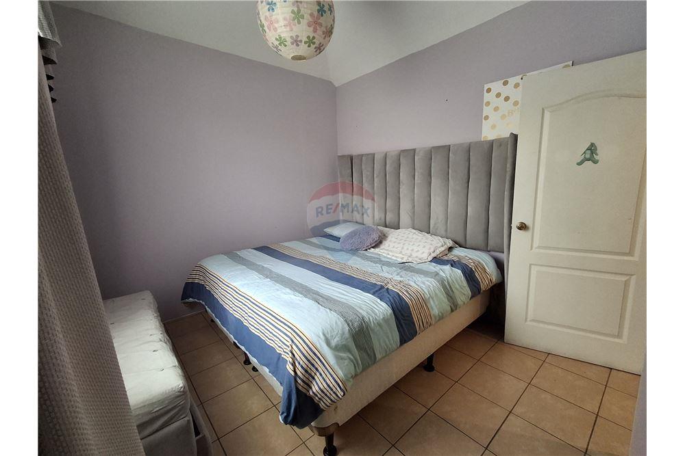 Villa - Te Koop - Mixco, Guatemala, Guatemala - 10 - 902091021-6