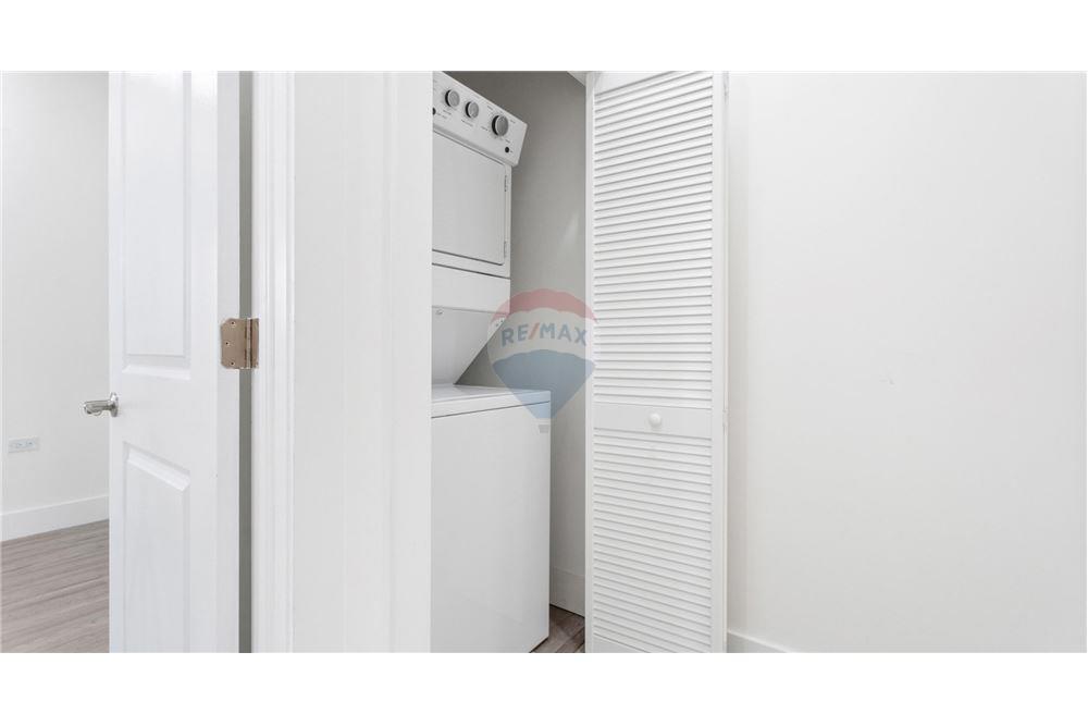 Appartement - Te Koop - George Town, Grand Cayman, Cayman Islands - 11 - 90146018-316