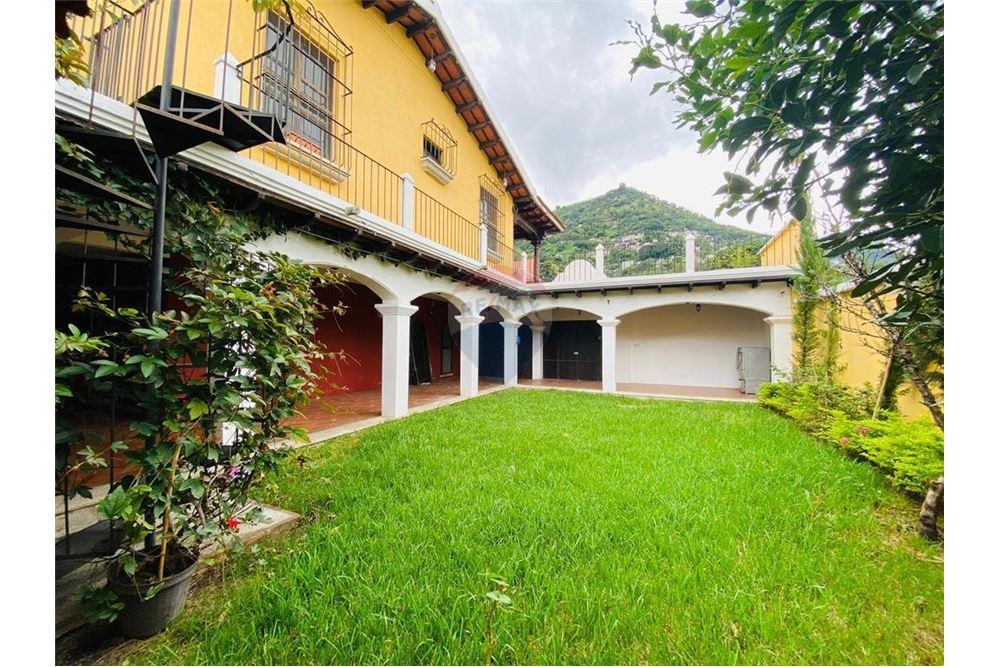 Villa - For Sale - Jocotenango, Sacatepéquez, Guatemala - 1 - 90129009-107