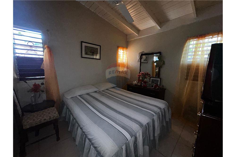 Villa - For Sale - Bull Bay, Saint Andrew, Jamaica - 2 - 901321005-1