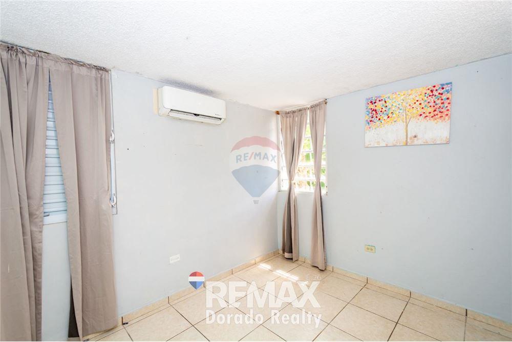 Villa - For Sale - URB Levittown Lakes, Toa Baja, Puerto Rico - 14 - 90107014-8