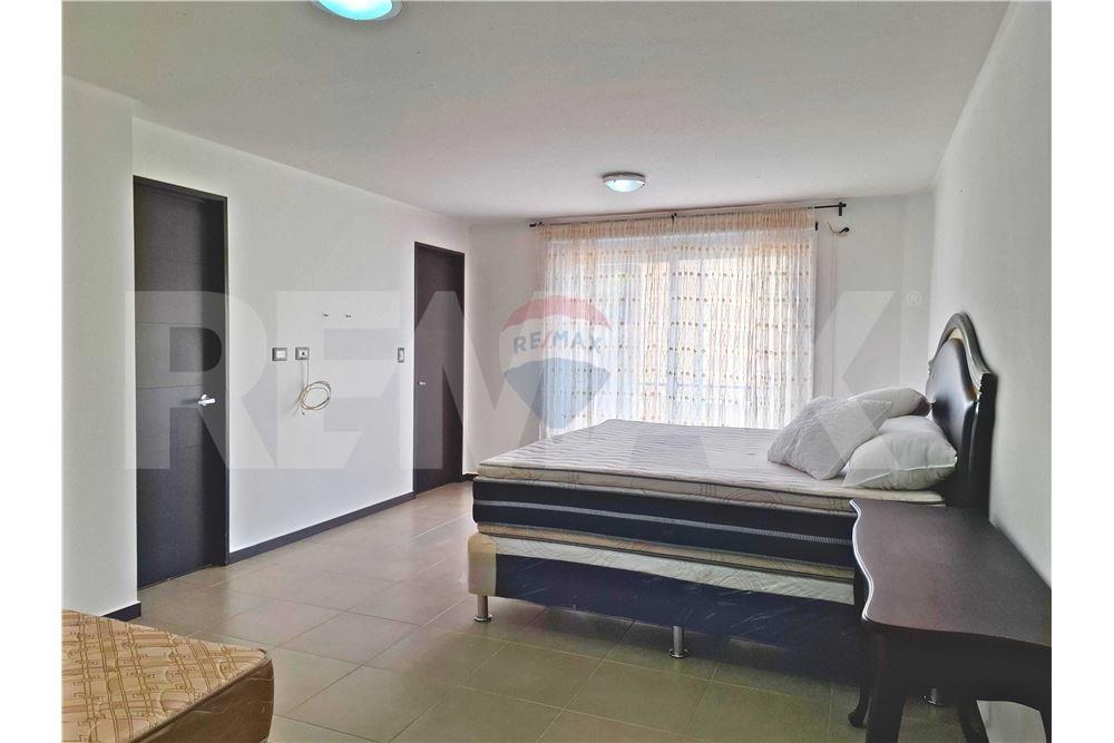 Villa - Te Koop - Fraijanes, Guatemala, Guatemala - 2 - 902091019-9