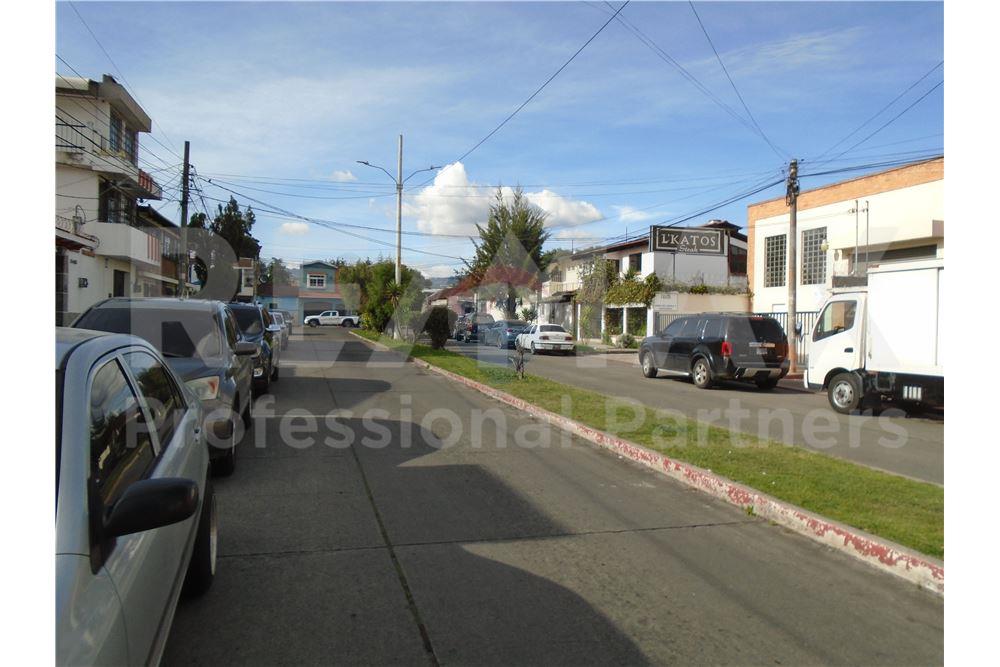Villa - Venta - Quetzaltenango, Quetzaltenango, Guatemala - 4 - 901011001-22