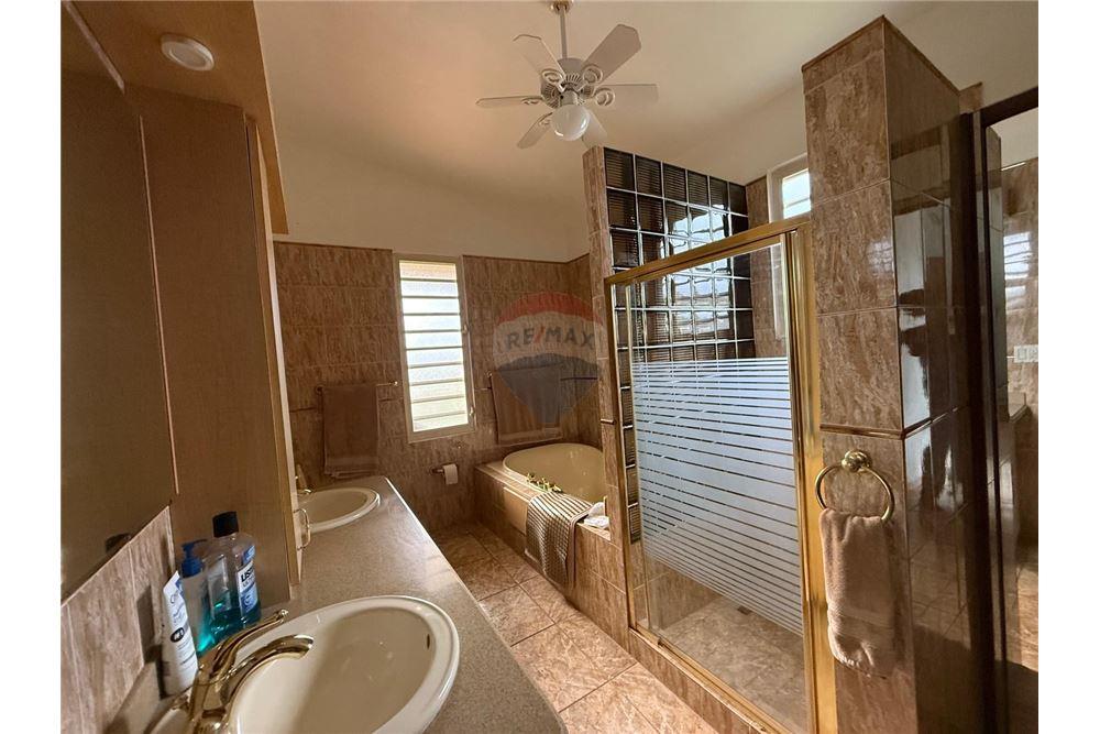 Villa - Venta - Morovis, Morovis, Puerto Rico - 7 - 90102025-330