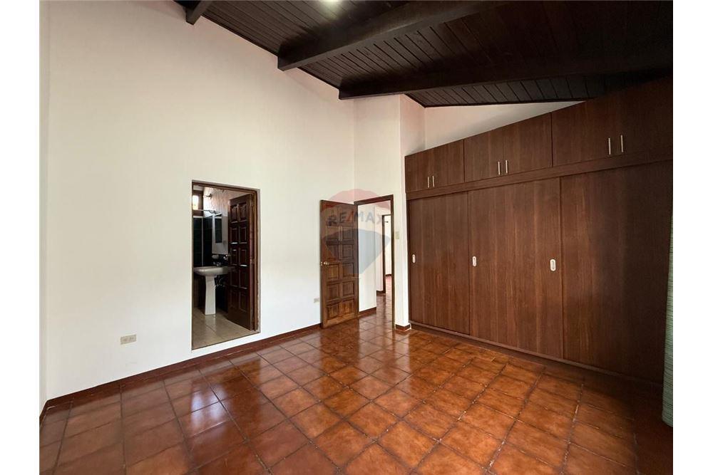 Villa - Te Koop - Ciudad Vieja, Sacatepéquez, Guatemala - 3 - 90129009-109