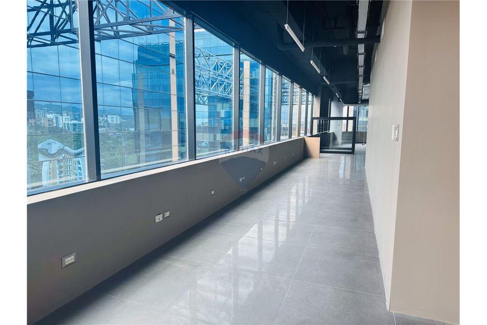 Bedrijfsmatig / Detailhandel - Te Koop - Zona 14, Guatemala, Guatemala - 5 - 902611006-5