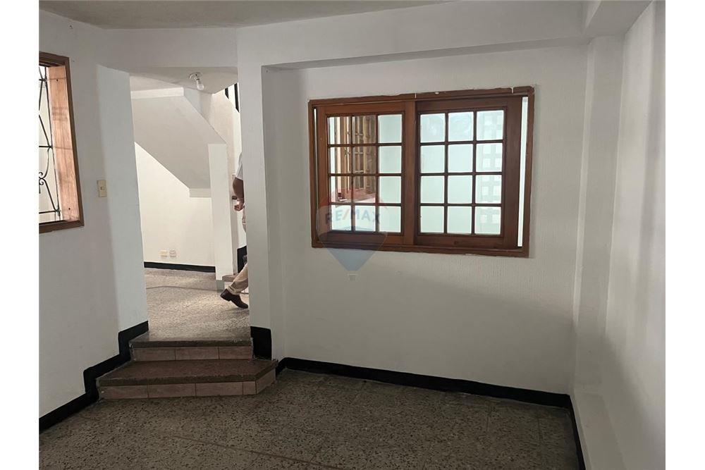 Villa - For Sale - Mixco, Guatemala, Guatemala - 10 - 902091008-11