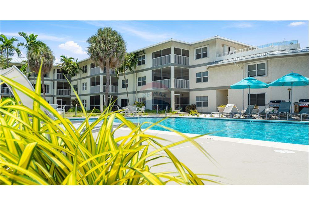 Apartamento/Condominio - Venta - W Bay Bch South, Seven Mile, Islas Caimán - 2 - 90146042-56
