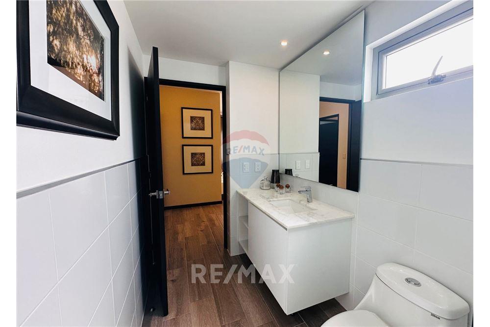 Condo/Apartment - For Sale - Zona 14, Guatemala, Guatemala - 6 - 902611001-50