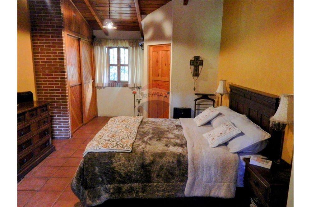 Villa - Venta - San Lucas Sacatepéquez, Sacatepéquez, Guatemala - 3 - 90129016-27