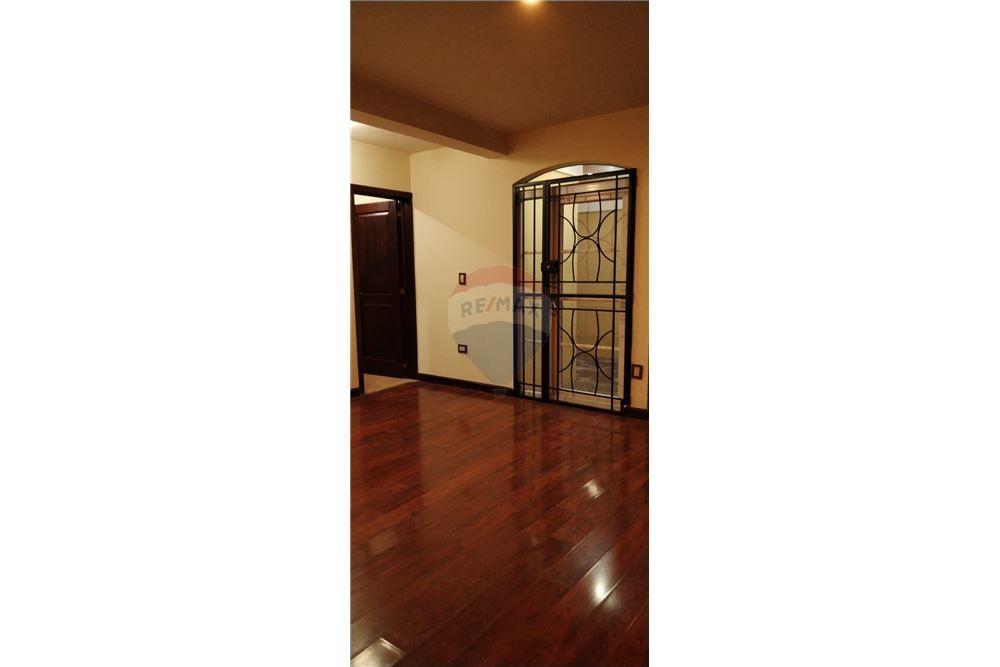 Villa - For Sale - La Esperanza, Quetzaltenango, Guatemala - 8 - 901011001-16