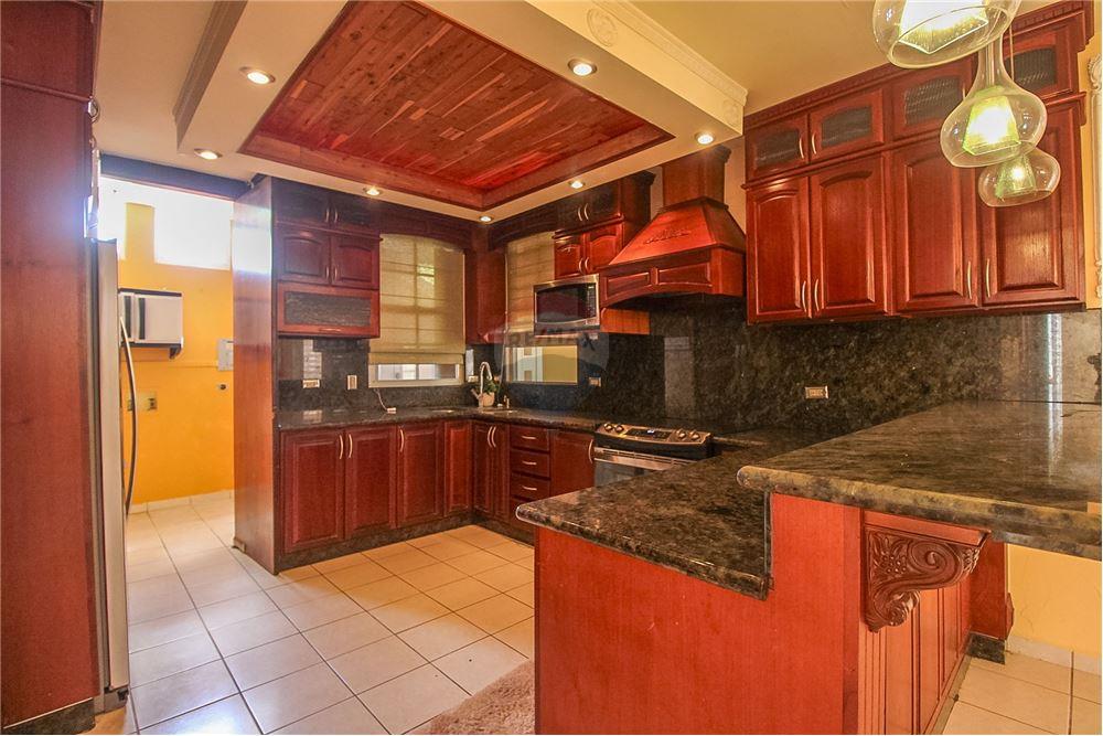 Villa - For Sale - Luquillo, Luquillo, Puerto Rico - 13 - 902461010-9