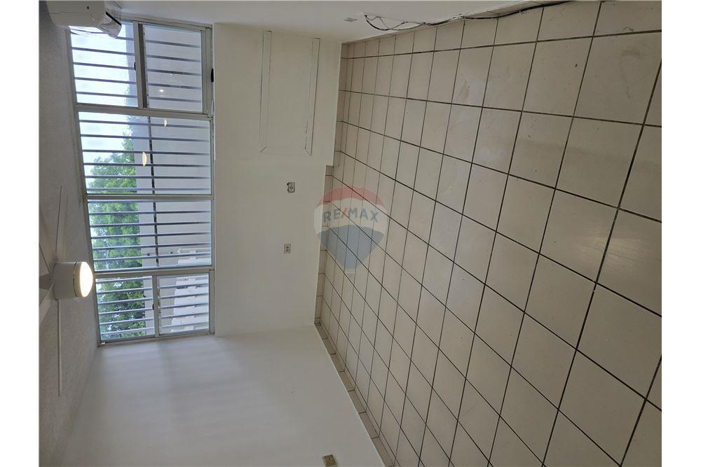 Condo/Apartment - For Sale - Bayamon, Bayamón, Puerto Rico - 11 - 90102063-13