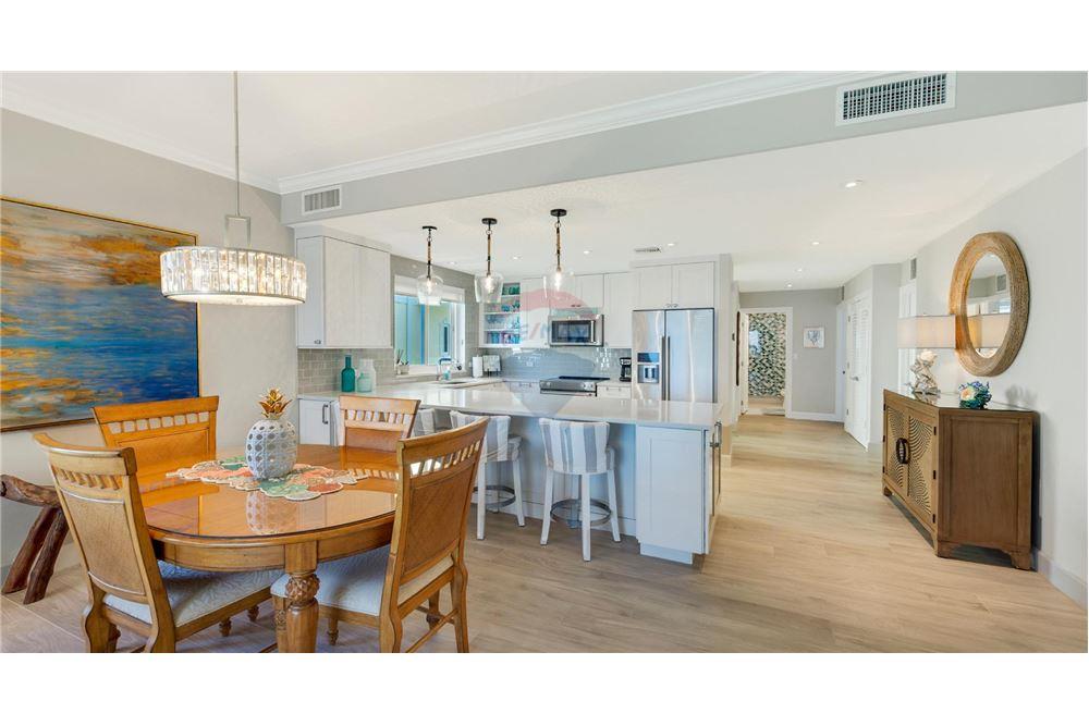 Condo/Apartment - For Sale - W Bay Bch South, Seven Mile, Cayman Islands - 6 - 90146002-433