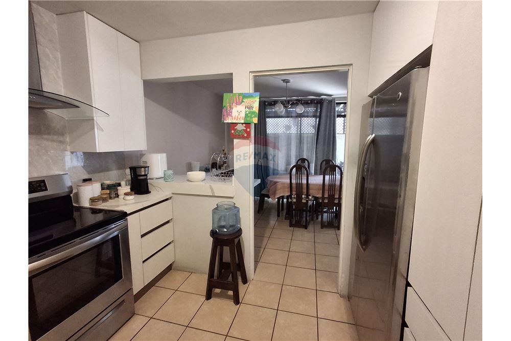 Villa - Te Koop - Mixco, Guatemala, Guatemala - 6 - 902091021-6