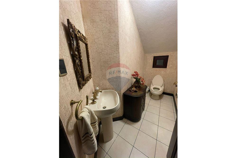 Villa - For Sale - Jocotenango, Sacatepéquez, Guatemala - 5 - 902651007-5