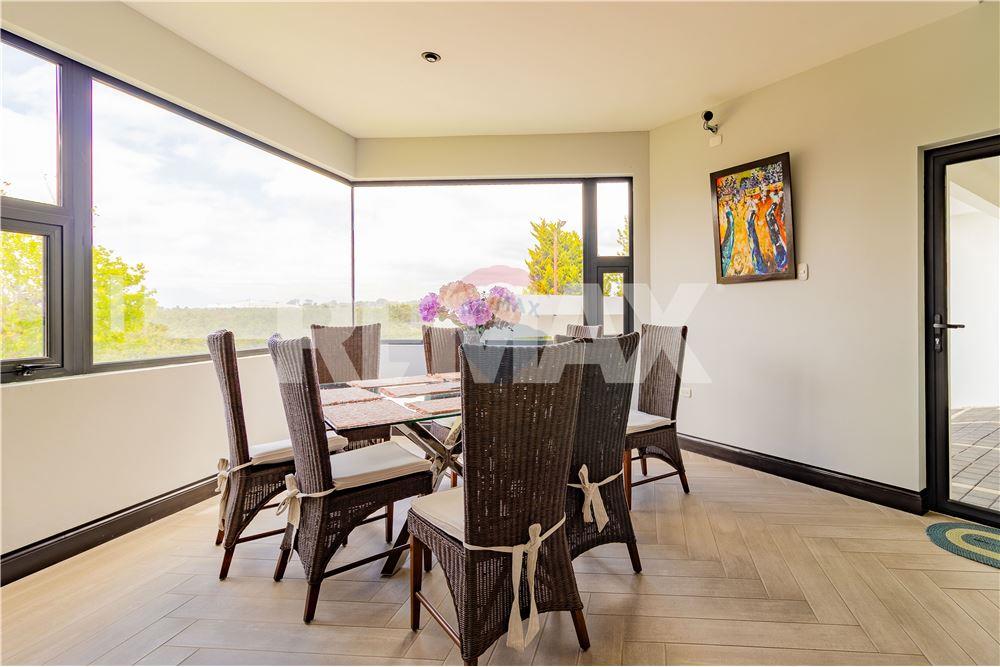 Villa - Venta - Fraijanes, Guatemala, Guatemala - 3 - 902091020-12