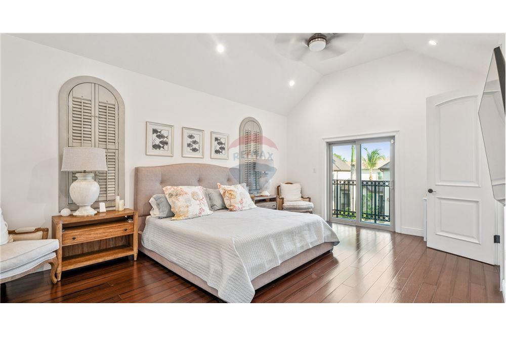 Villa - Venta - W Bay Bch South, Seven Mile, Islas Caimán - 29 - 90146011-180