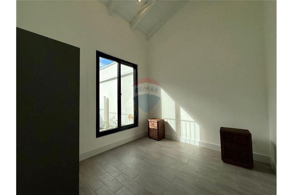 Villa - For Sale - La Antigua Guatemala, Sacatepéquez, Guatemala - 3 - 90129001-367