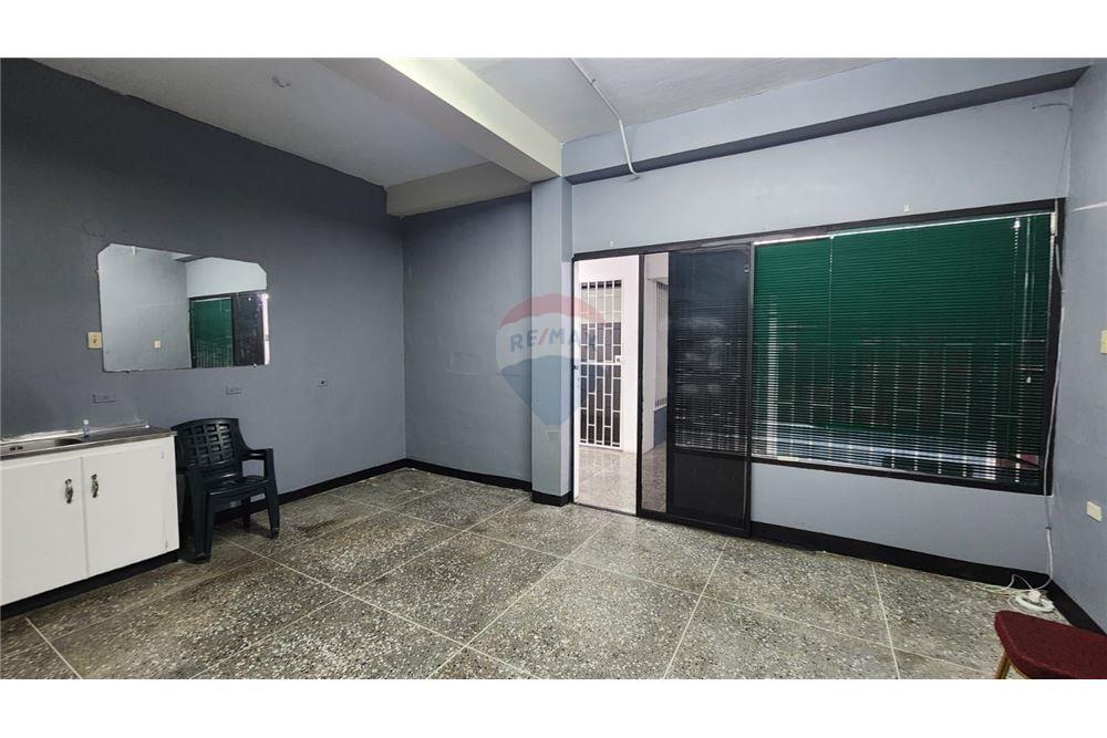 Bedrijfsverkoop - Te Koop - Arima, Arima, Trinidad and Tobago - 3 - 902551003-2