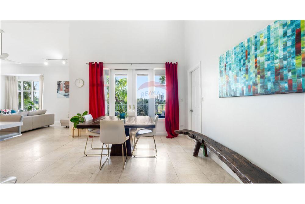 Apartamento/Condominio - Venta - W Bay Bch South, Seven Mile, Islas Caimán - 15 - 90146034-175