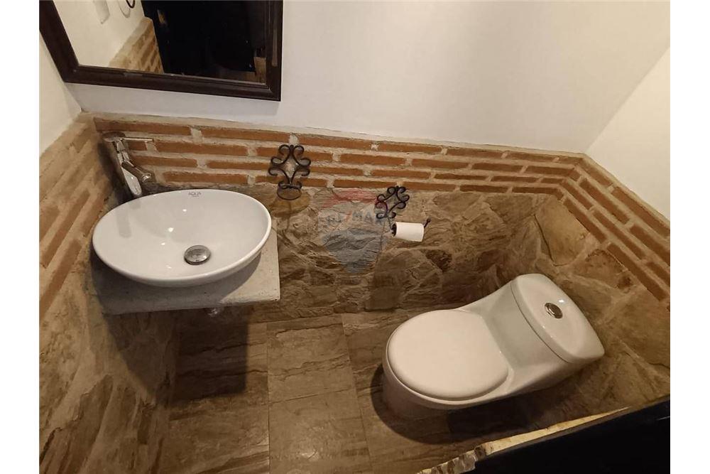Villa - Venta - La Antigua Guatemala, Sacatepéquez, Guatemala - 2 - 90129016-46