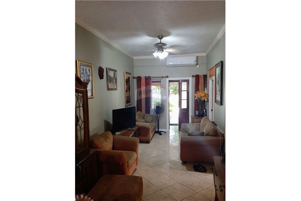 Villa - Te Koop - Lady Musgrave, Saint Andrew, Jamaica - 6 - 901321002-7